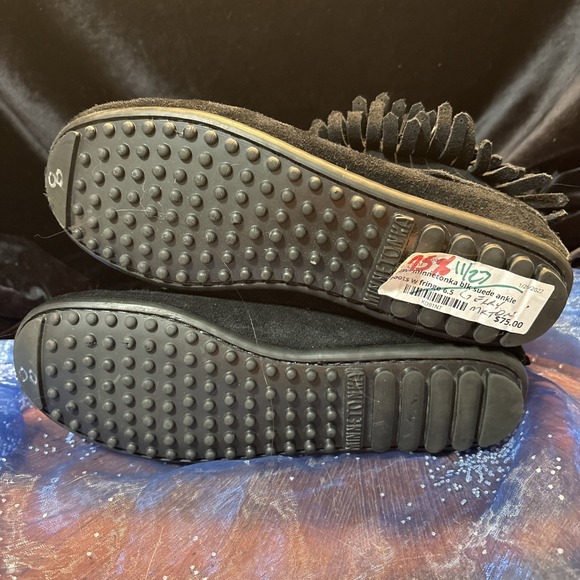 Minnetonka Black Suede Leather Woman's Fringe Moccasins Shoes Sz 6.5 - Picture 5 of 9